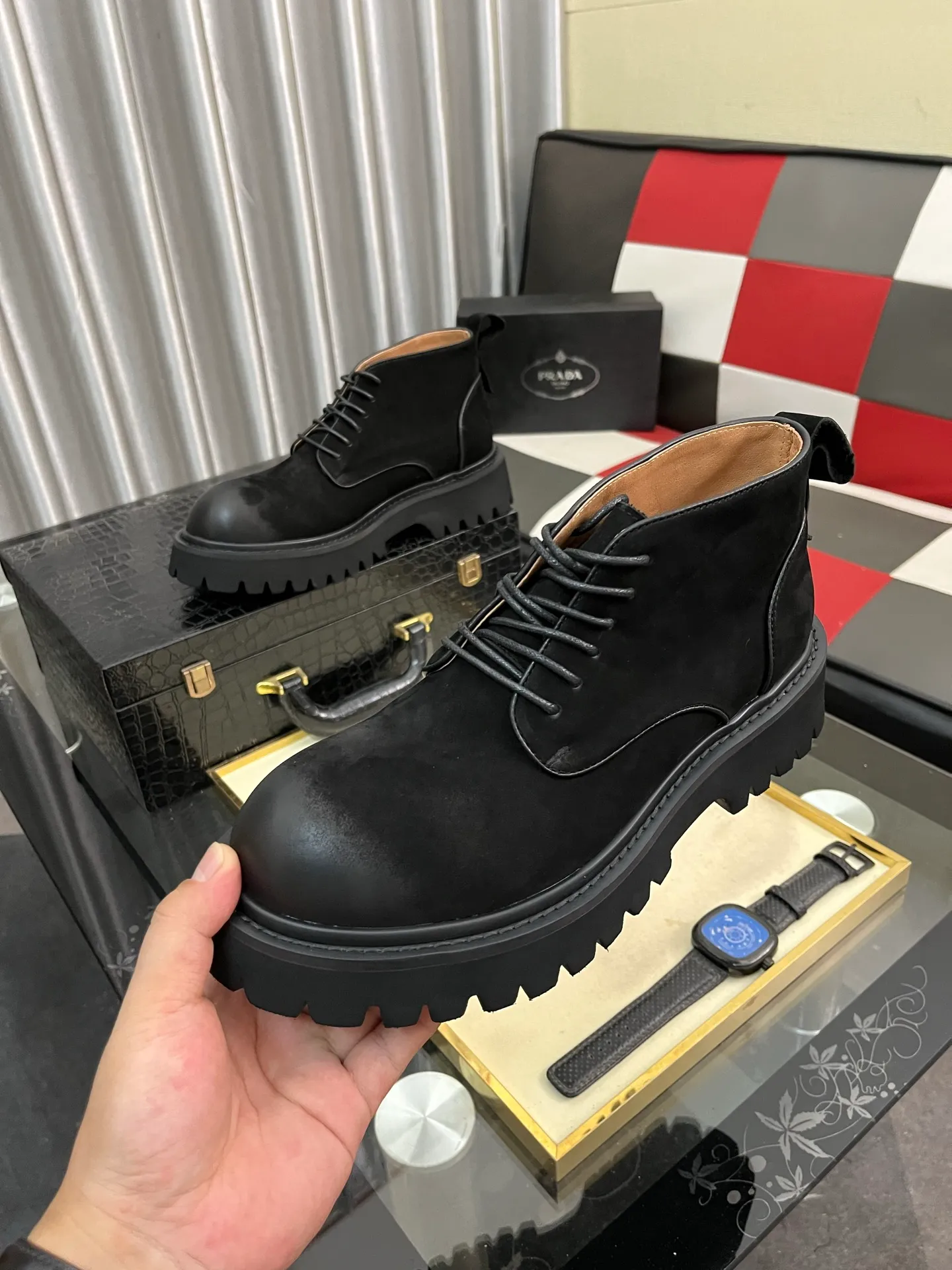 Men's shoes 💰560⌚️⌚️【PRADA】Prada - High-end quality original order·Formal leather shoes - Upper: imported 🔝 tumbled calf leather, hand-stitched mark thread, brand metal fastener cross-arm decoration - Lining: water-dyed cowhide - Outsole: ultra-light TR·rubber; molded outsole -Super high quality control·Fine workmanship: highlighted (high-end·luxury·grade) -Size :38-44